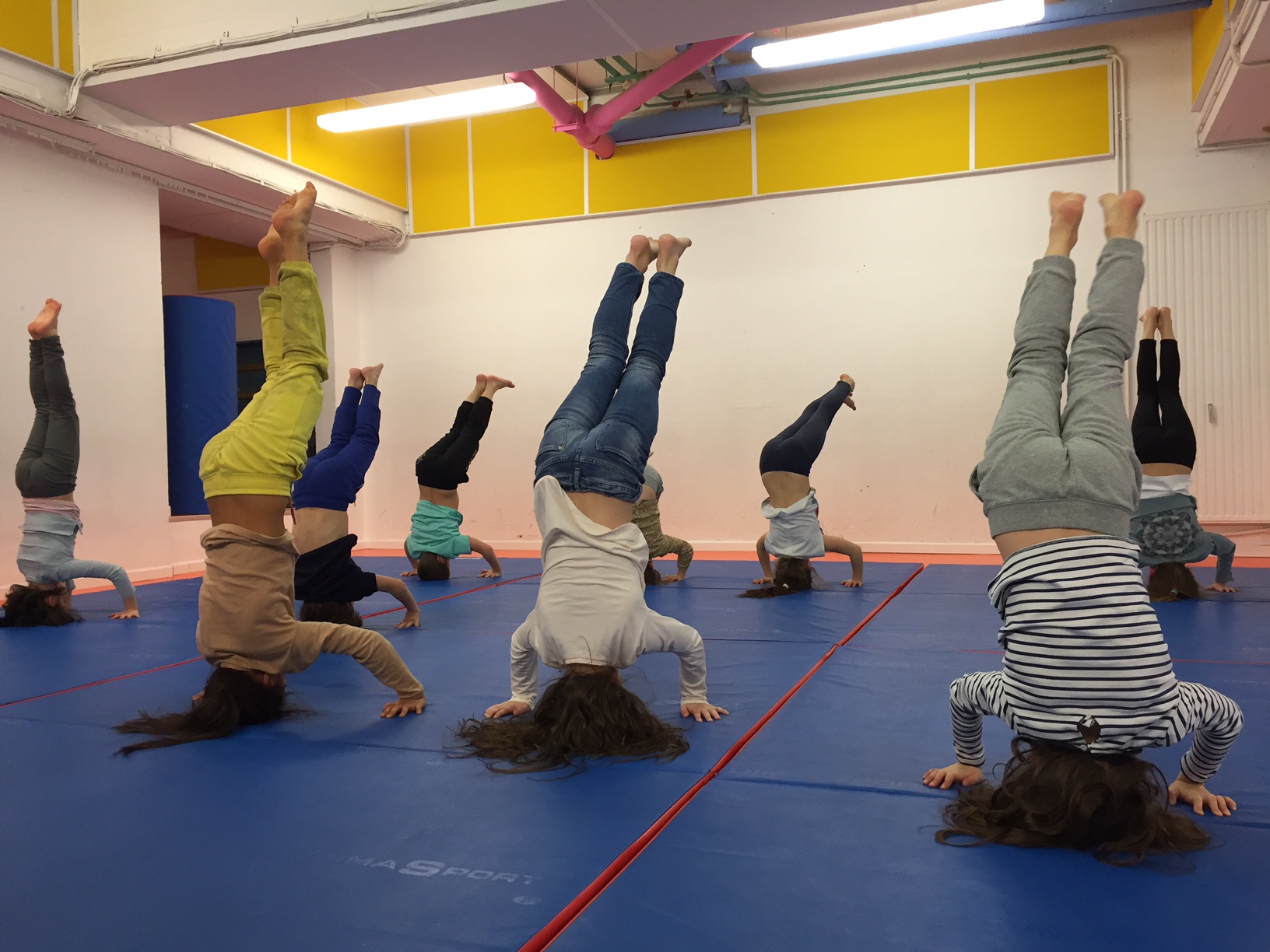 Cours acrobatie poirier