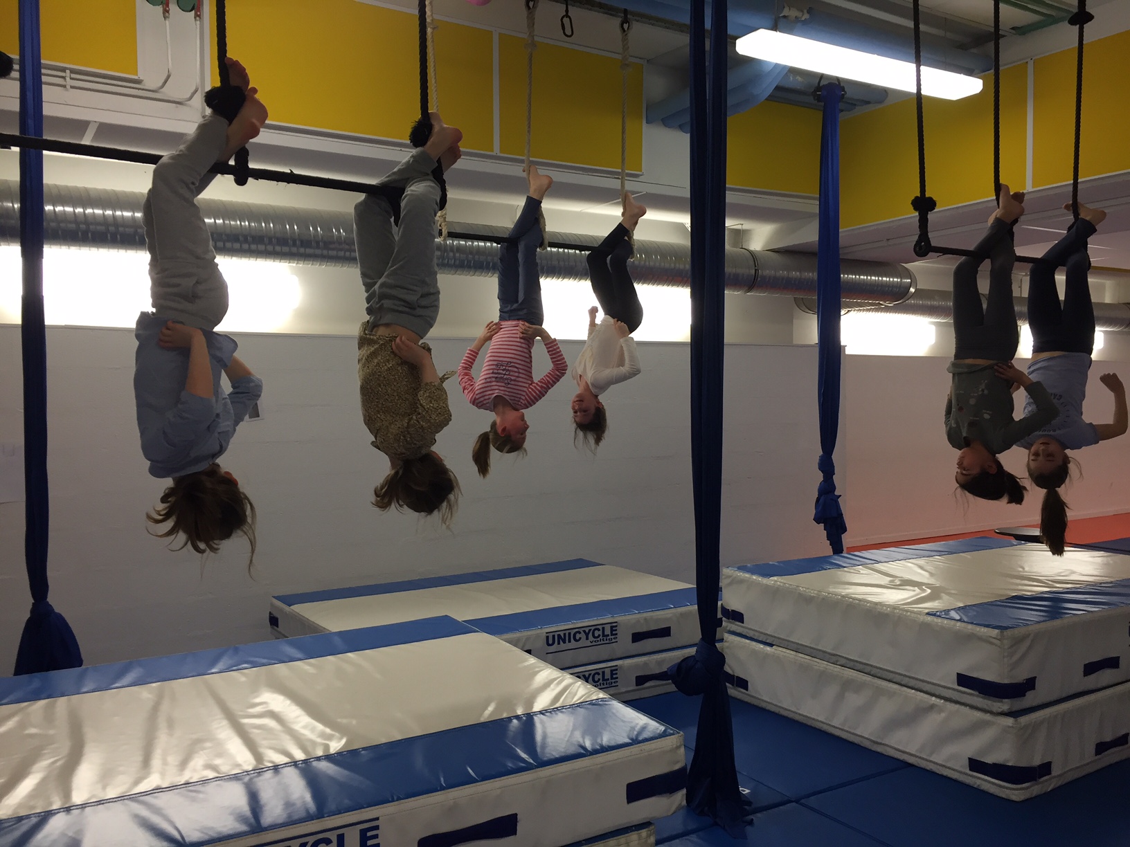 Trapèze en salle Flip Flap